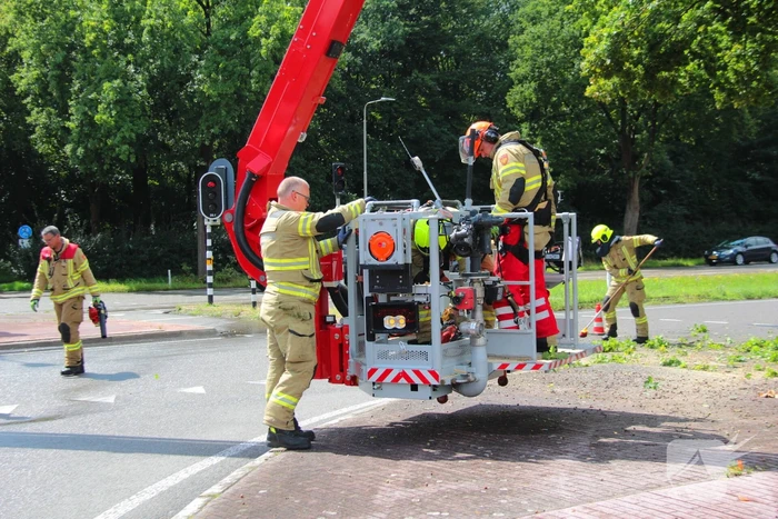 Provinciale weg deels afgesloten door stormschade