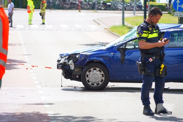 Twee gewonden bij ernstig ongeval