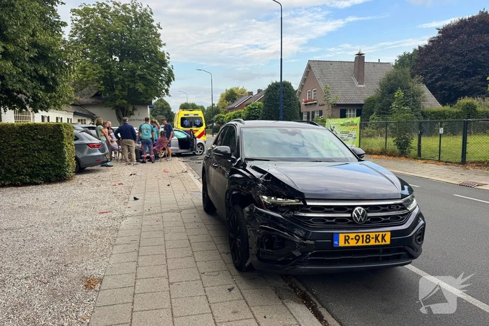 forse aanrijding met meerdere voertuigen
