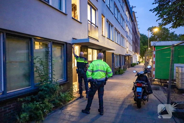 Explosie bij woning in appartementencomplex