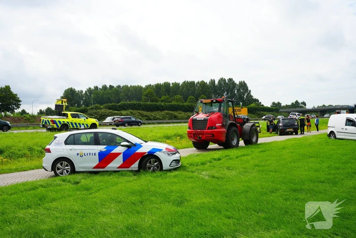 Auto in sloot na ongeluk