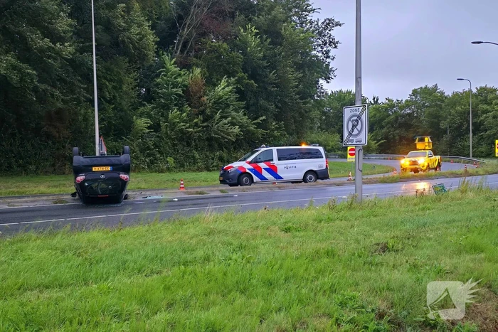 Auto uit de bocht bij ongeval