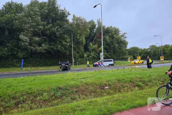 Auto uit de bocht bij ongeval