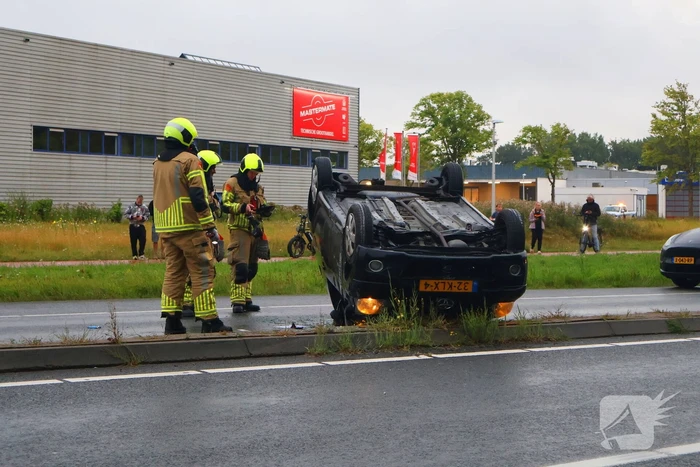 Auto uit de bocht bij ongeval