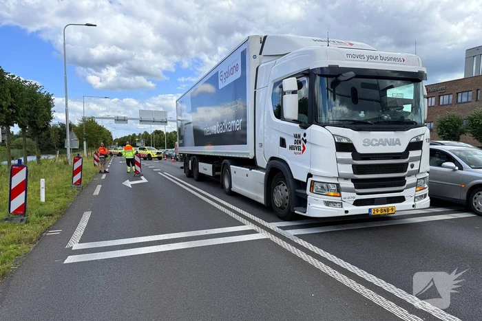 Vrachtwagen met pech veroorzaakt lange file