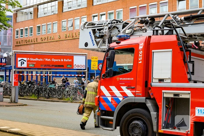 Brand in muziektheater leidt tot ontruiming