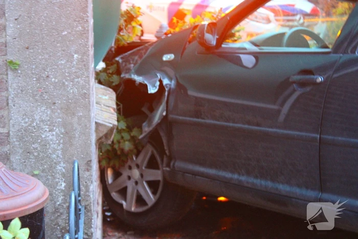 Auto ramt woning
