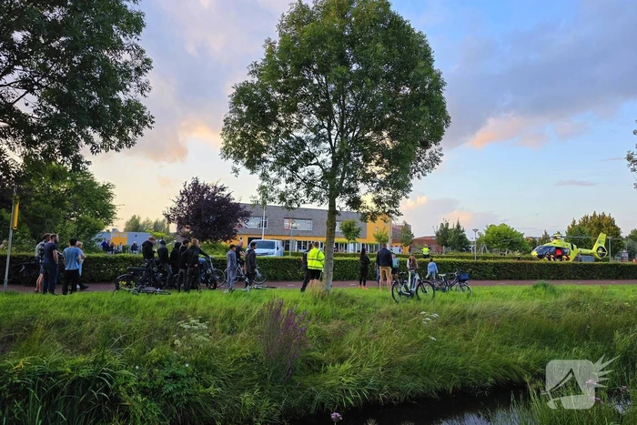Traumahelikopter trekt bekijks