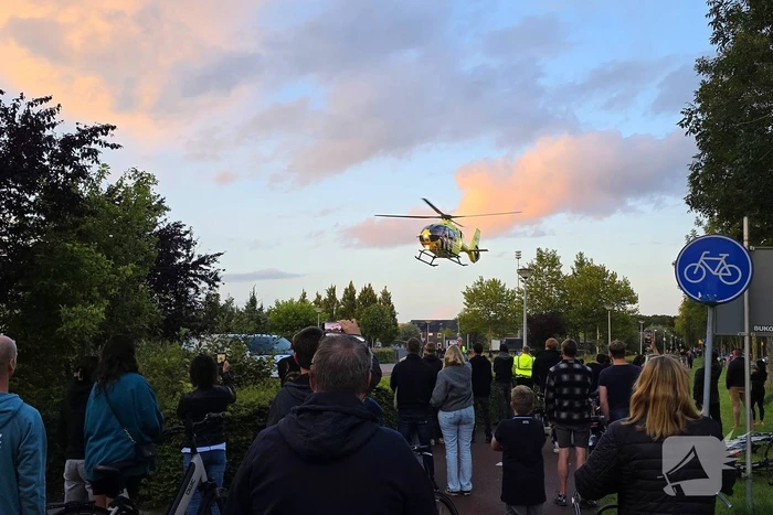 Traumahelikopter trekt bekijks