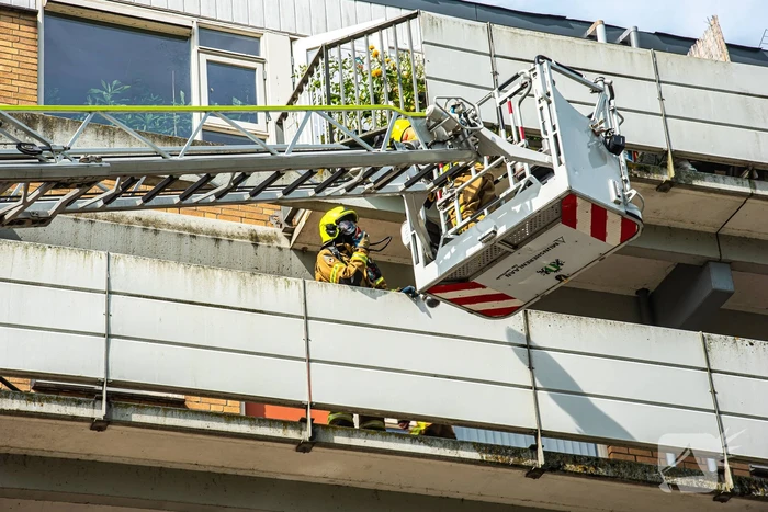 Woningbrand met grote schade na uitslaande brand