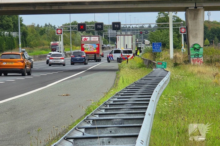 Ongeval tussen personenauto en vrachtwagen op snelweg