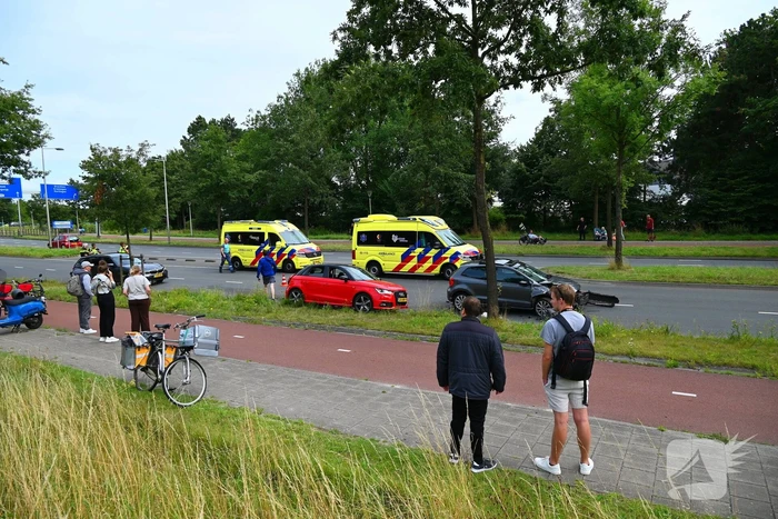 Brandweer bevrijdt aangeslagen bestuurder