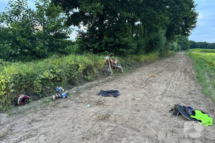 Jongeman gewond bij ongeval met crossmotor