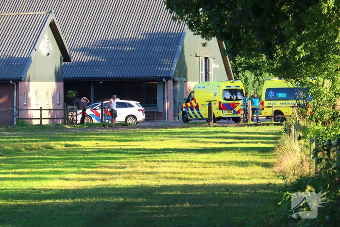 Traumateam ingezet bij noodsituatie in weiland