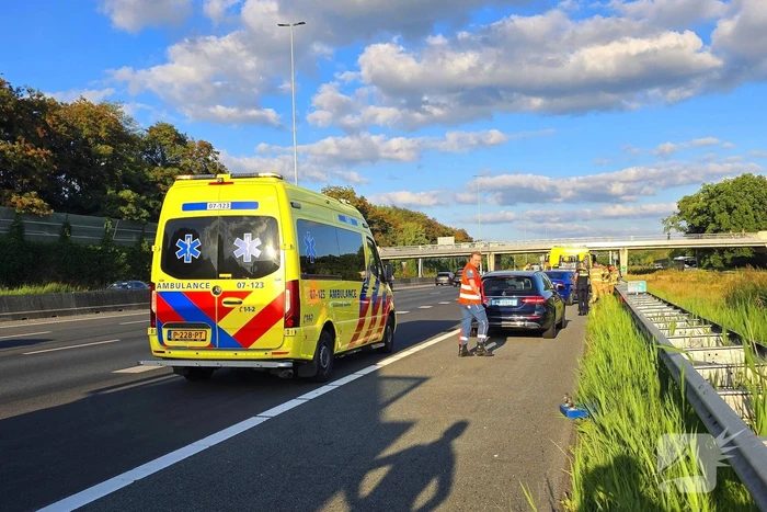 Gevluchte bestuurder na botsing op snelweg door politiehelikopter gevonden
