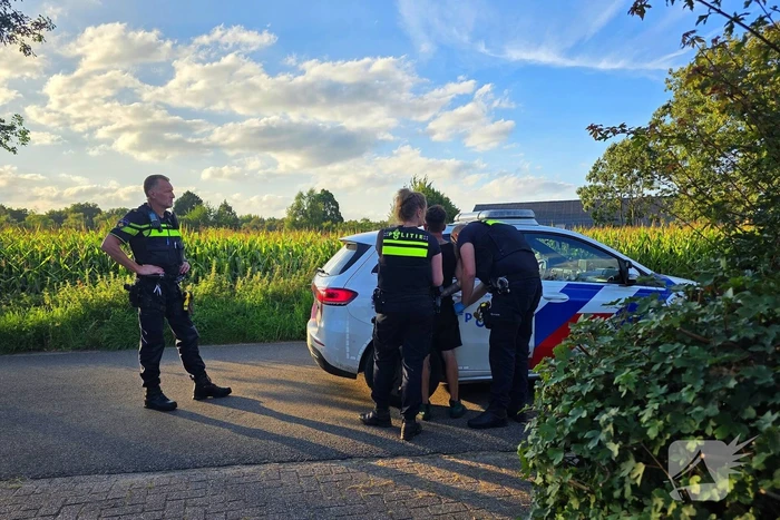 Gevluchte bestuurder na botsing op snelweg door politiehelikopter gevonden