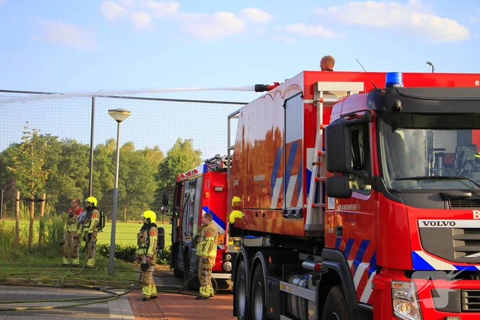 Brand in berm leidt tot rookontwikkeling