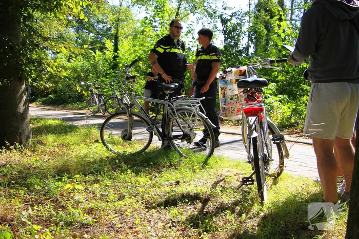 Fietsers botsten op voetgangers en raakten gewond