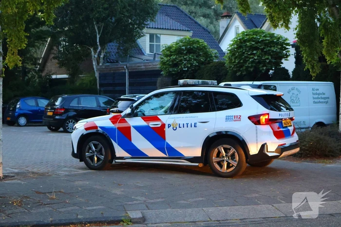 Gevonden kinderfiets langs waterkant leidt tot zoekactie