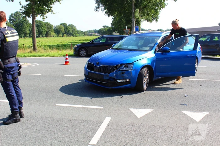 Verkeersbord geraakt door ongeluk