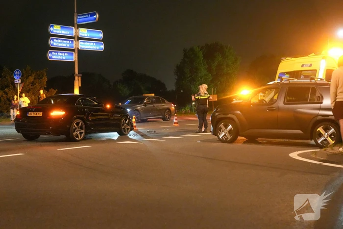 Persoon nagekeken na auto-ongeluk