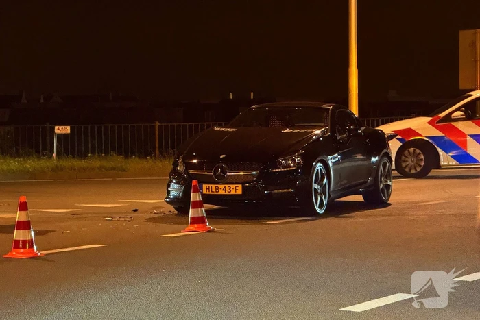 Persoon nagekeken na auto-ongeluk