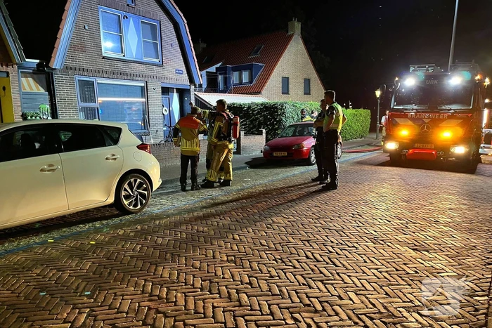 Brandweer schaalt op bij schuurbrand in nachtelijke uren