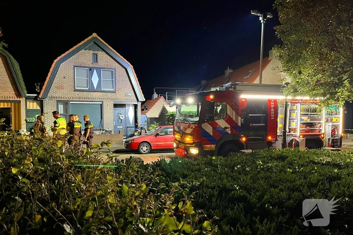Brandweer schaalt op bij schuurbrand in nachtelijke uren