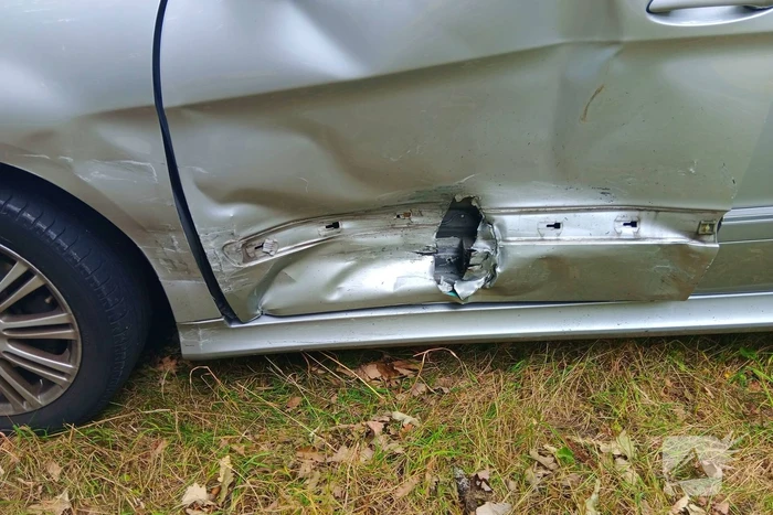 Ongeval tussen twee personenauto's door voorrangsfout