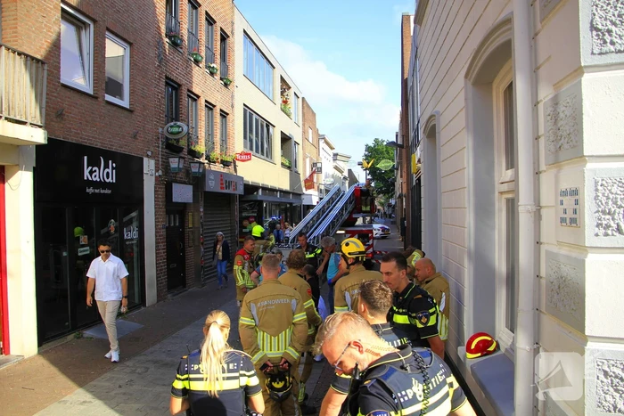 Massale hulpverlening na ongeval met slapende man