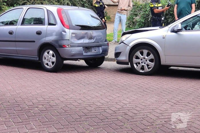 Schade na kop-staart aanrijding