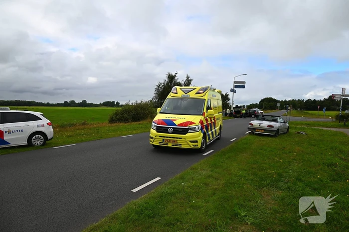 Gewonden en forse schade bij aanrijding