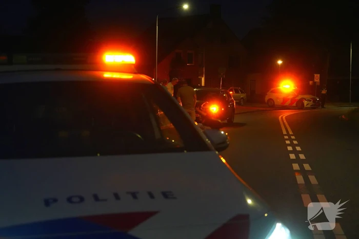 Scooterrijder onderuit in bocht