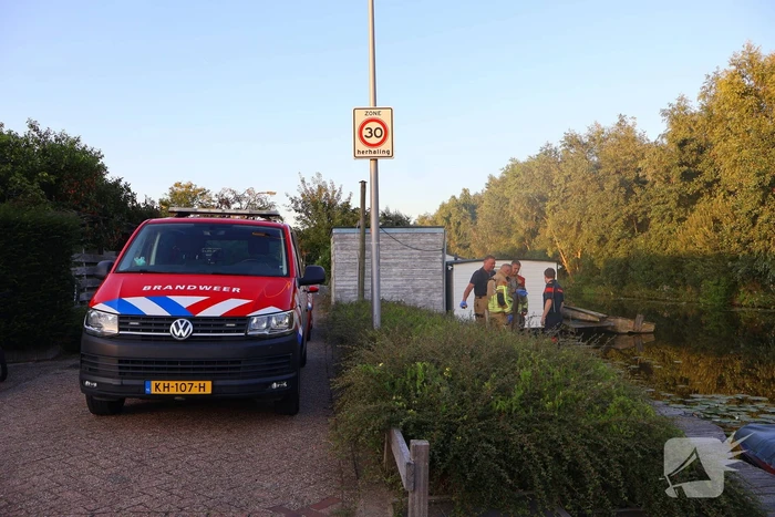 Man komt in aanraking met onbekende chemische stof na vondst vat
