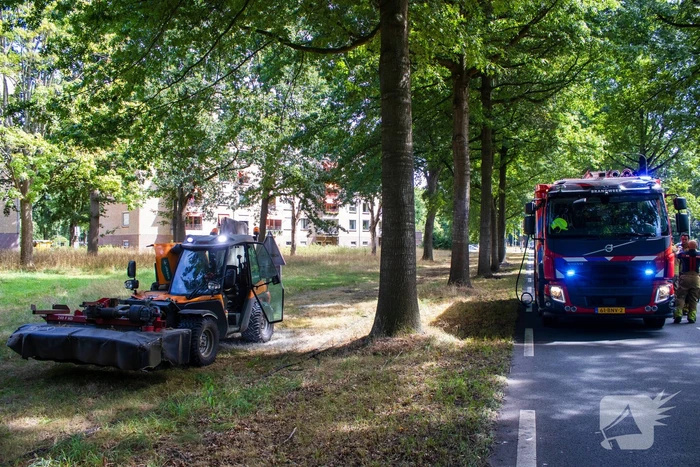 Grasmaaier veroorzaakt brand tijdens werkzaamheden