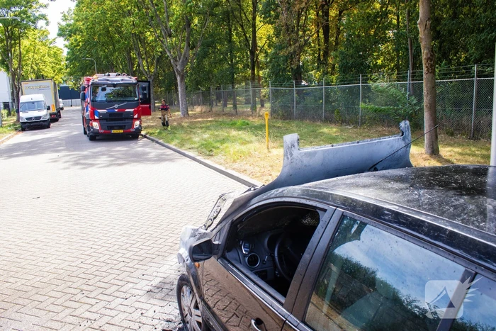 Brand in auto tijdens slepen