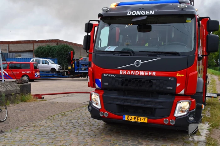 Grote brand bij autosloperij