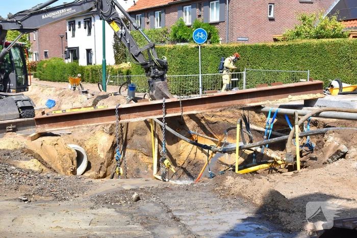 Vijf woningen ontruimd door lek