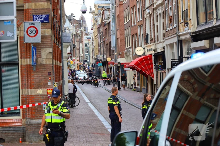 Steekincident leidt tot gewonde en grote politiemacht