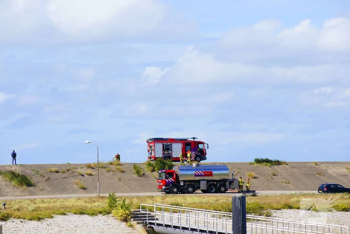Brandweer groots ingezet na explosie