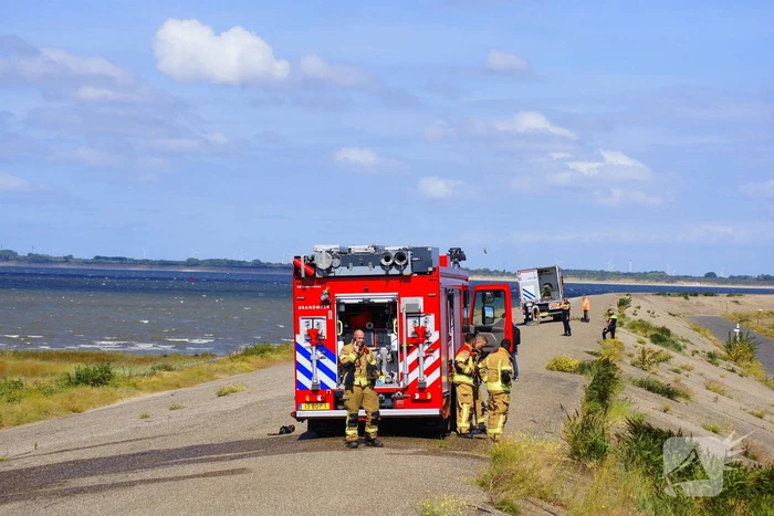 Brandweer groots ingezet na explosie