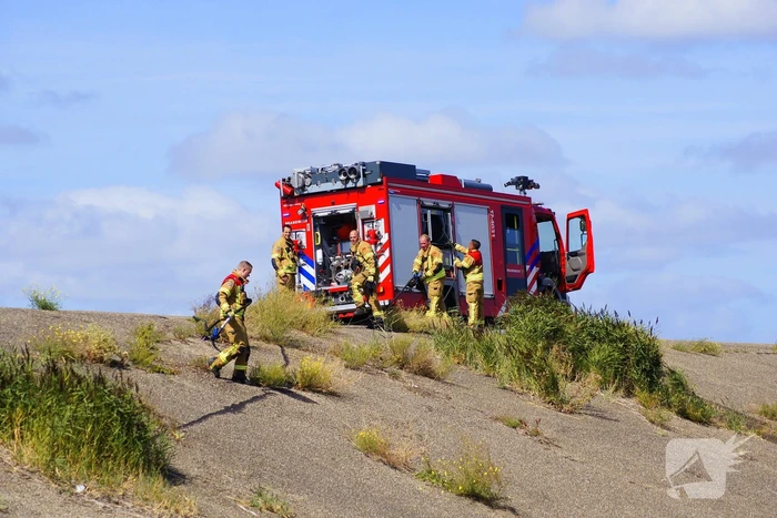 Brandweer groots ingezet na explosie