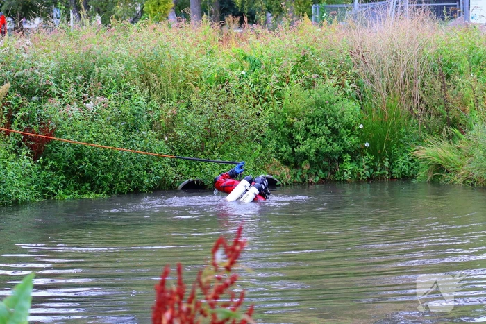 Zoekactie in water na aantreffen kinderfiets