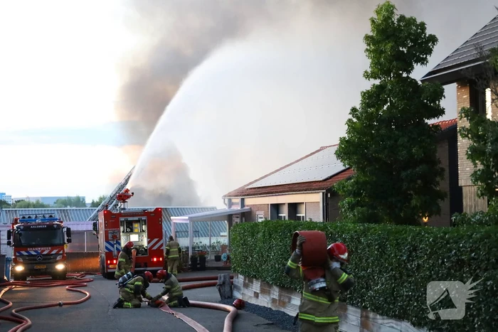 Industriebrand zorgt voor rookoverlast