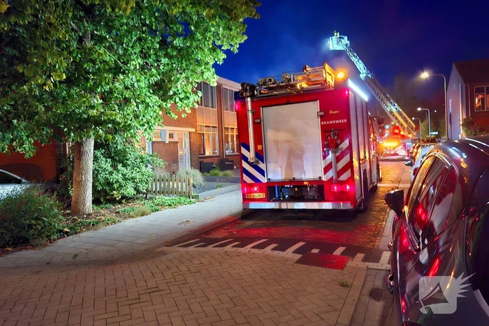 Uitslaande brand verwoest woning