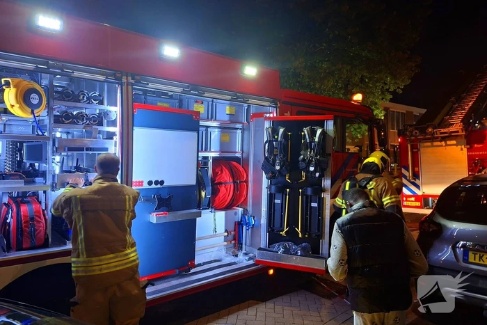 Uitslaande brand verwoest woning