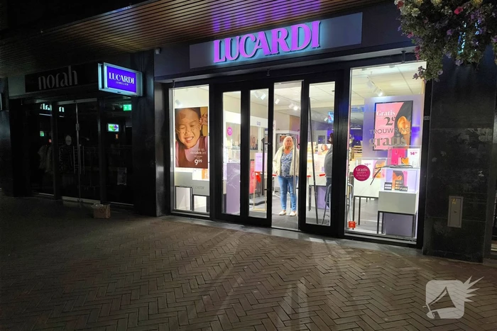 Politie onderzoekt juwelier-inbraak