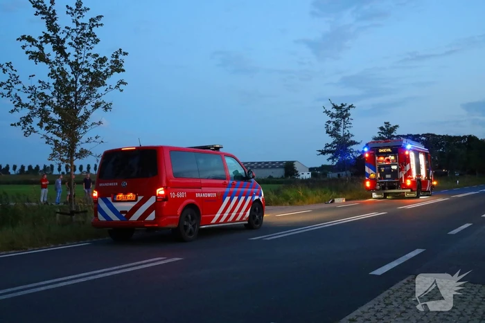 Auto ondersteboven in sloot na ongeval