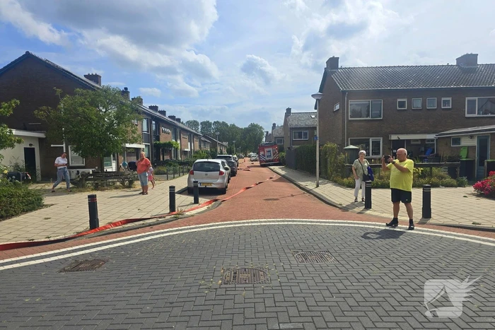Hoogwerker ingezet bij brand