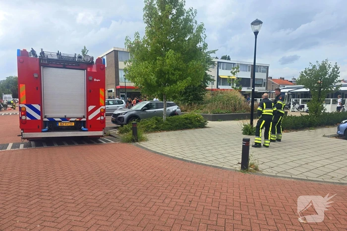 Hoogwerker ingezet bij brand